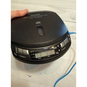 AIWA XP-R650 PERSONAL CD PLAYER Works